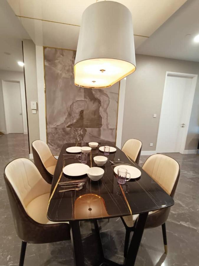 Platinum Suite 2 New Kl Cbd New Luxury Condo With Best Infinity View To Klcc Twin Towers Pool Kuala Lumpur Exterior foto